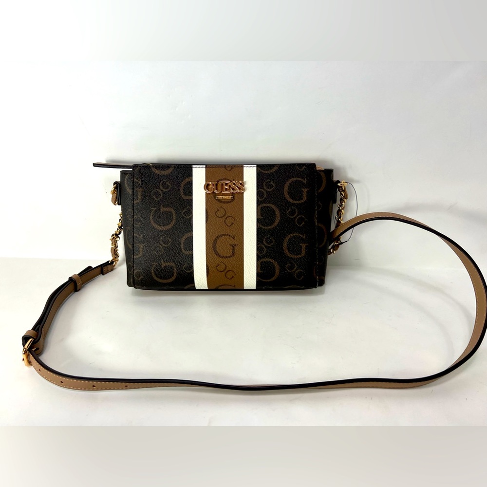 Guess Los Angeles vintage crossbody purse
